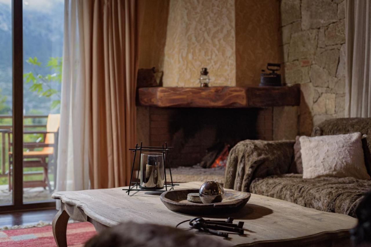 Parnassus Dreamwood Chalet Eptálofos Buitenkant foto