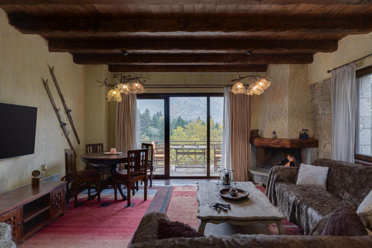 Parnassus Dreamwood Chalet Eptálofos Buitenkant foto