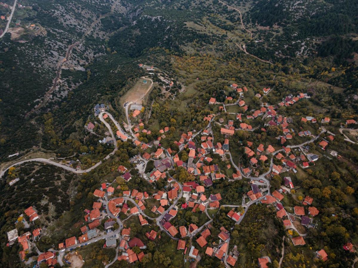 Parnassus Dreamwood Chalet Eptálofos Buitenkant foto